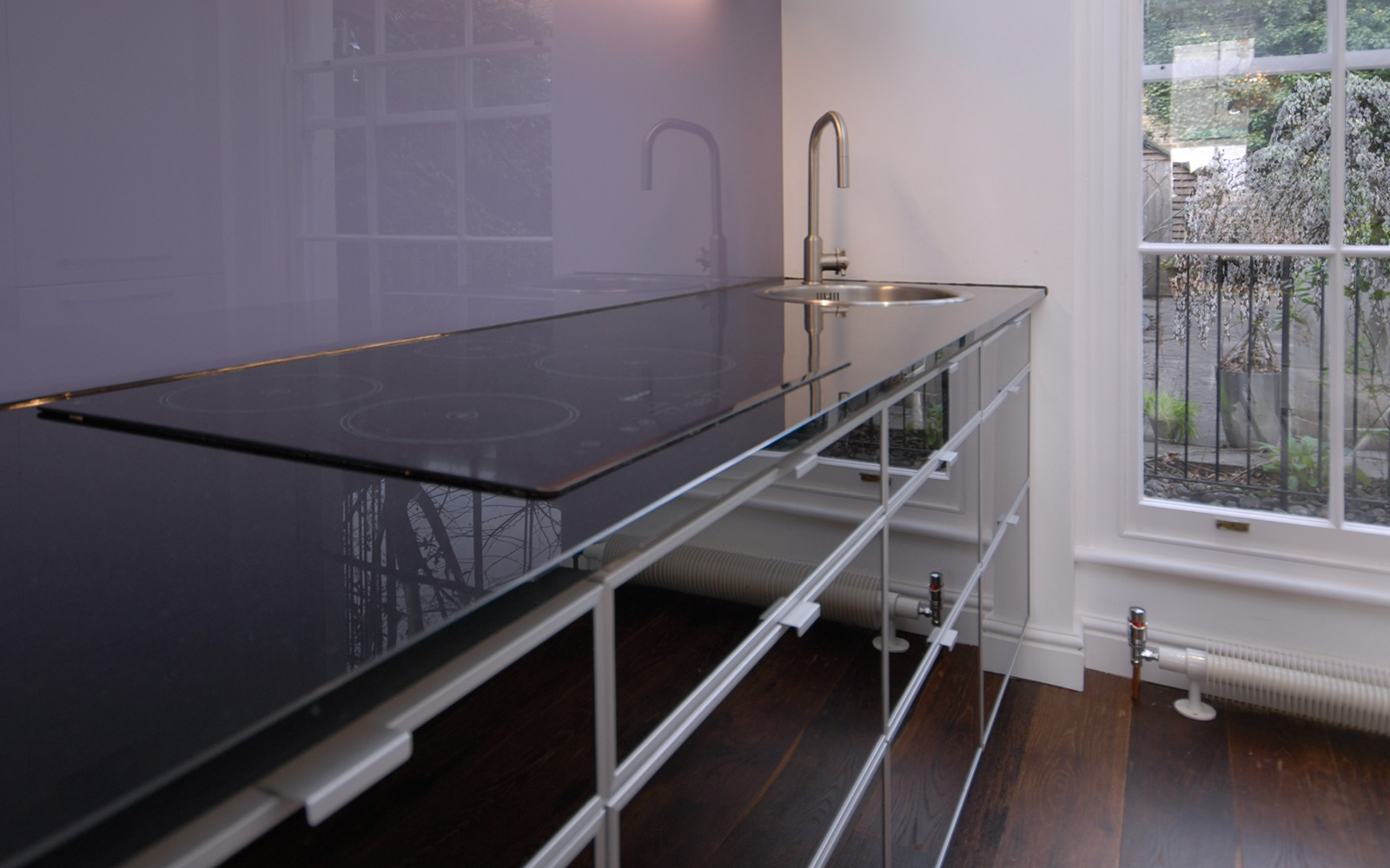 kitchen design with glass